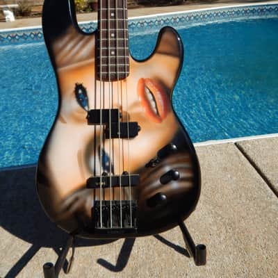Kramer 710 Bass 1989 Kline Graphic Must See Motley Crue Pin Up Girl Spector Pickups Marylin Monroe image 6