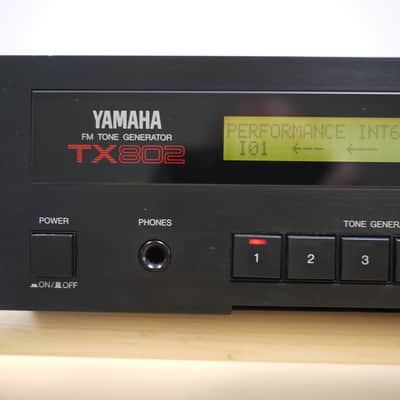 Yamaha TX802 FM Tone Generator 1986 - Black