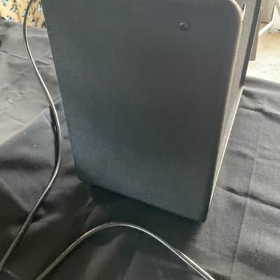 Fender Mustang LT25 Guitar Amplifier image 2