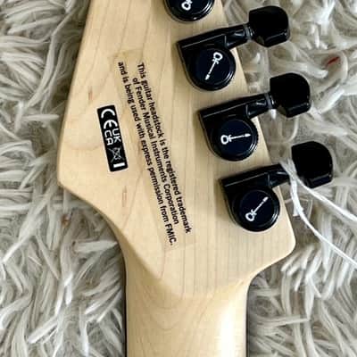 Pro-Mod So-Cal Style 1 HH HT E Guitar, Ebony Fingerboard, Primer Gray Finish image 4