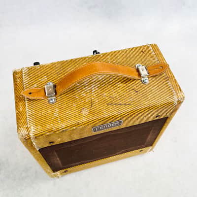 Fender Champ 5D1 Wide Panel 1x6" Combo Amplifier 1955 - Tweed image 2
