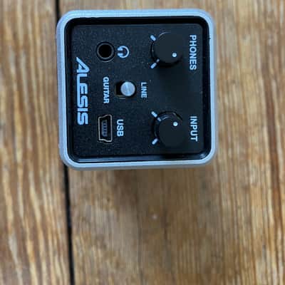 Alesis Core1 USB Audio Interface 2010s - Silver image 3