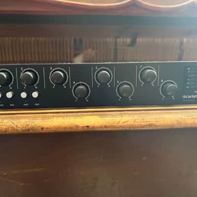 Focusrite Scarlett 18i20 2nd Gen USB Audio Interface 2016 - 2018 - Red / Black image 3
