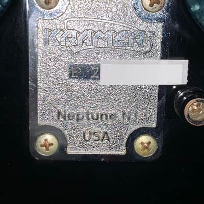Vintage 1986 Kramer Vanguard American series electric guitar Floyd rose Seymour Duncans 1986 image 10