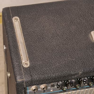 Fender Bantam Bass-Amp - 2-Channel 30-Watt 1x15" Guitar Combo 1969 - 1971 - Silverface image 9