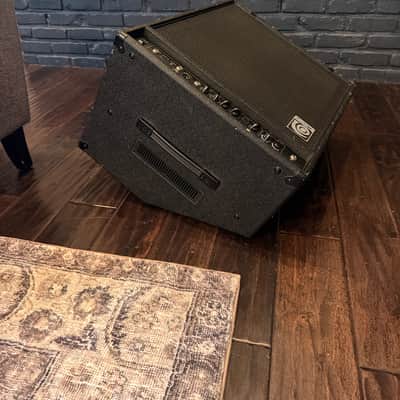 Ampeg BA-210v2 450-Watt 2x10" Bass Combo 2014 - Present - Black image 4