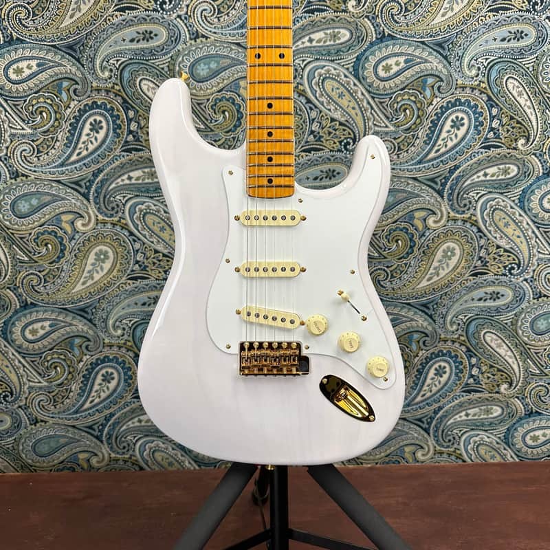 Fender Limited Edition American Vintage II 1957 Stratocaster White Blonde w/Tweed Hard Case image 1