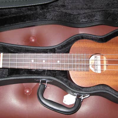 Islander Ukulele MS-4 Soprano Ukulele /w/ Hard Case Never Played image 1