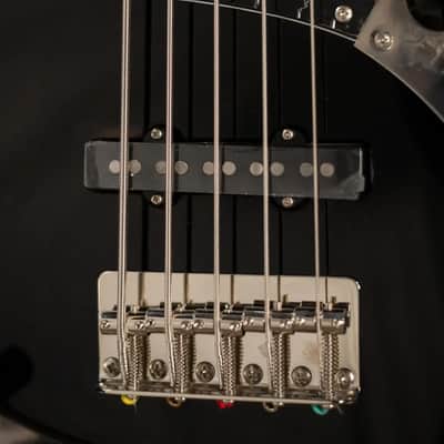 Squier Classic Vibe '70s Jazz Bass V - Black image 11