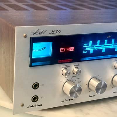 ✨ Marantz 2230 Vintage Receiver — Serviced • Partial Recap • Warm-White LED • New Vellum • Wood-Grain Metal Cover image 6