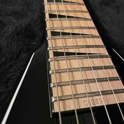Jackson Charvel | Flying V | Floyd Rose | EMG | Black Gloss | Japan image 9