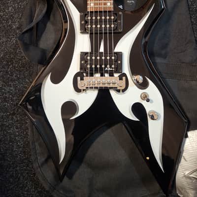 B.C. Rich Warlock Tribal 2000's - Black/White image 2