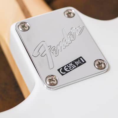 Fender American Player Performer Stratocaster | Arctic White image 15
