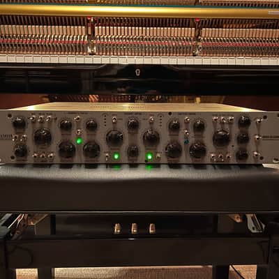Overstayer Modular Channel 8755DM with mic pres Bild 1