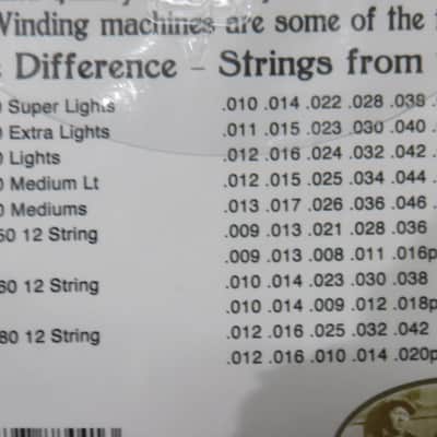 Nicola NIC20 92/8 Formula Phosphor Bronze Extra Light .011-.050 Acoustic Guitar Strings image 5