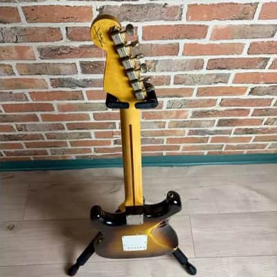 FENDER - CUSTOM SHOP STRATOCASTER 56 RELIC MN 2TS + CASE ET ACCESSOIRES image 8