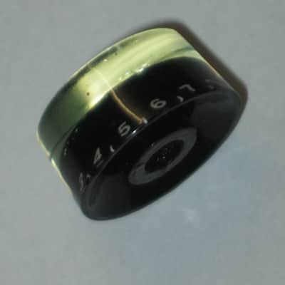 ONE (1 individual knob) unknown brand used (INNER Upper Center area has INTERNAL cracks) Black Speed Knob (numbers 0 to 11) black hard plastic with off white numbers & white dashes -- Funny & Rare, for 24 spline shaft image 17