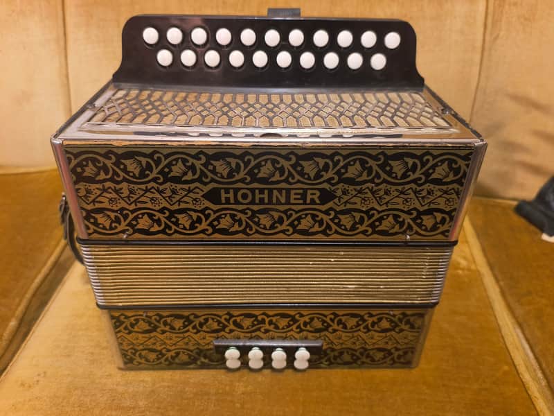 Hohner two row