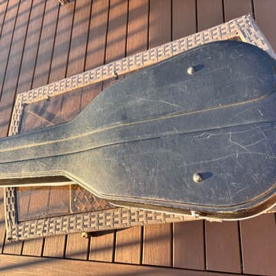 Martin 640 1990's - Molded Hard shell image 14