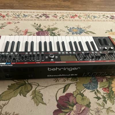 Behringer DeepMind 6 37-Key 6-Voice Polyphonic Analog Synth 2017 - Present - Black image 2