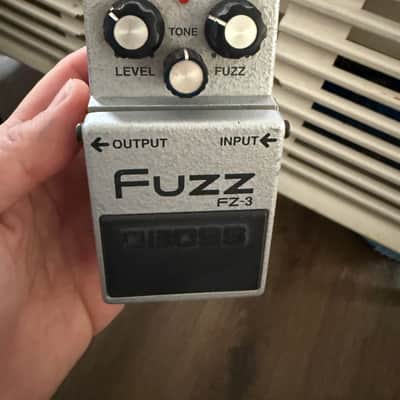 Boss FZ-3 Fuzz (Silver Label) 1997 - 1999 - Metal image 2