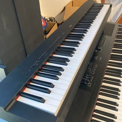 Yamaha P-225 88-key Digital Piano 2023 - Present - Black image 2