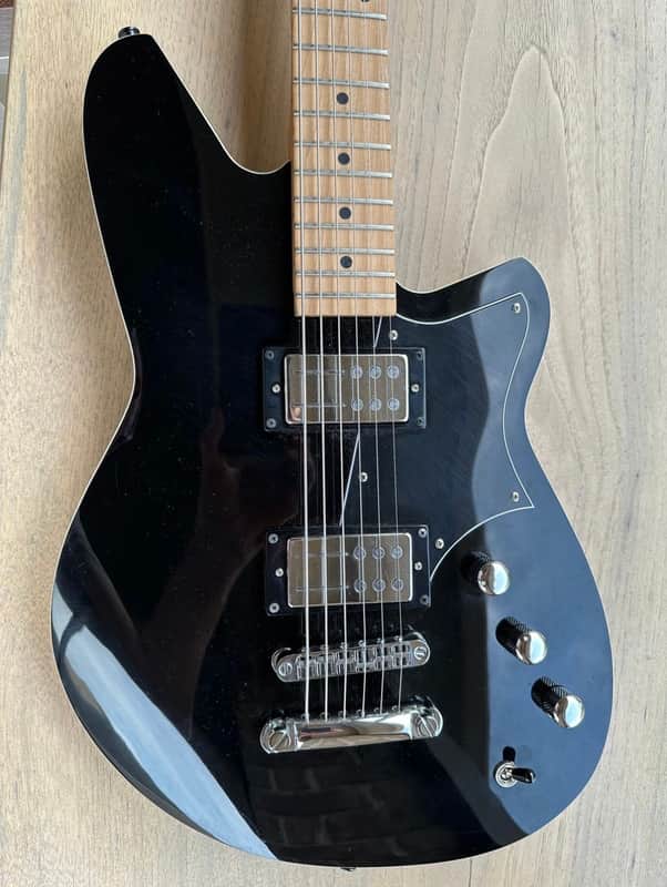 Reverend Descent RA Baritone with Roasted Maple Neck 2010s - Midnight Black image 1