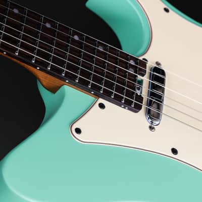 Eart Electric Guitars GW2TP-SE Roasted Mahogany Body Headless Lightweight Guitar,Surf Green image 5