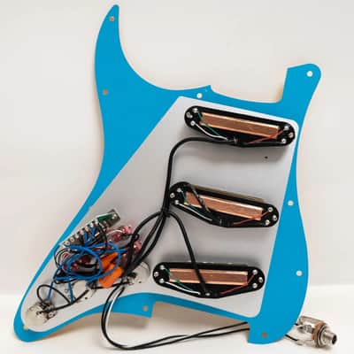 Gold Mirror Strat Style Guitat Loaded Prewired SSS Pickguard Set with Triple Rail Pickups image 3