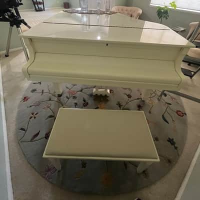 Yamaha G1 1978 - Polished white image 12