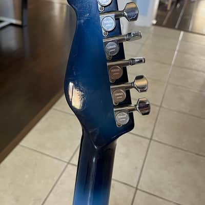 Yamaha SE 300 Blue image 6