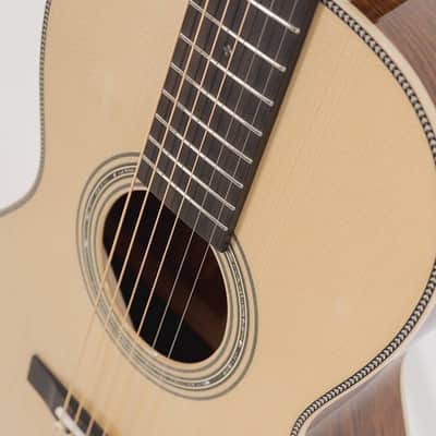 Martin Custom Shop 00-28 Style Grand Concert Acoustic Guitar - Carpathian Spruce Top with Guatemalan Rosewood Back and Sides image 4