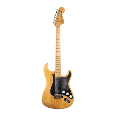 Used Fender Classic Series '70s Stratocaster Natural 2002 image 2