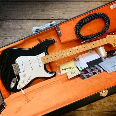 2012 Fender Custom Shop '69 Stratocaster in Black finish with hard shell case image 19