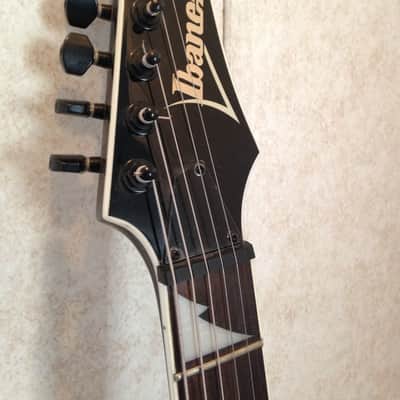 Ibanez V Blade VBT700 Black with case image 3