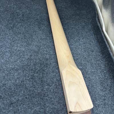 Electric bass guitar neck/T 20250205 (21frets  ) maple/Purple core wood image 2
