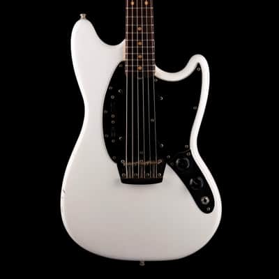 Vintage 1965 Fender Duo-Sonic II White with OHSC image 1