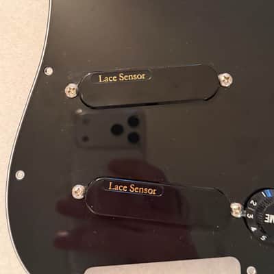 Lace Sensor Gold Loaded Strat Pickguard 2022 -Black image 3