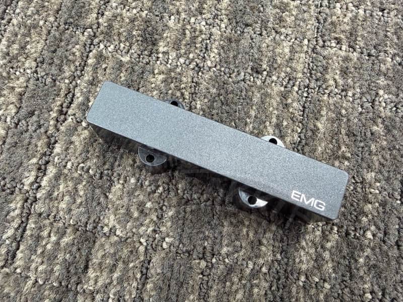 EMG LJ