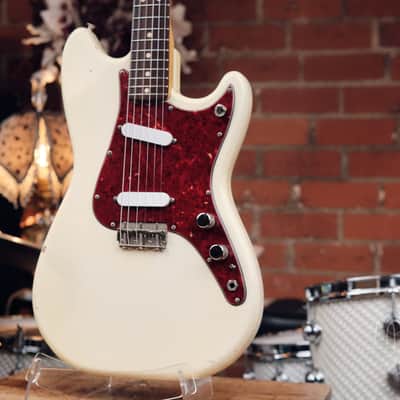 1964 Fender Duo Sonic - Olympic White! image 4