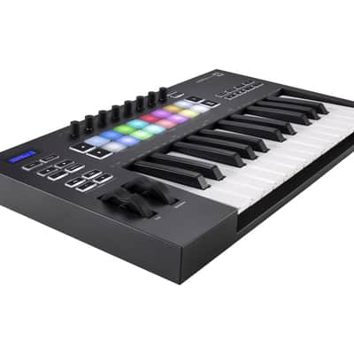 Novation Launchkey 25 Mk3 MIDI Controller [USED] image 2