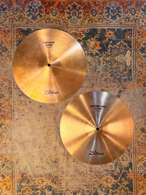 Rare FACTORY LIGHT Vintage Zildjian Thin Hihats 14” 879 892 g CLEAN! Awesome LIGHT Zildjian! Discontinued image 1