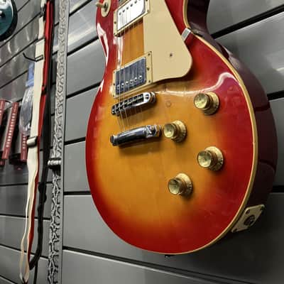 Greco EG-700 1978 - Cherry Sunburst image 5
