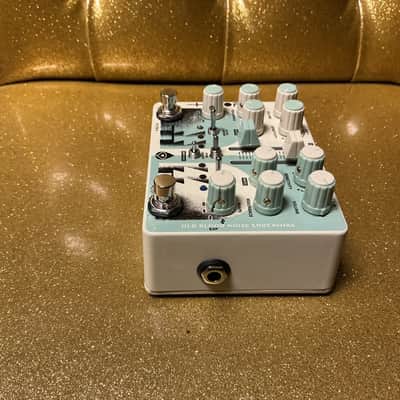 Old Blood Noise Endeavors Float Dual Moving Filter 2022 - Present - Cream / Mint Graphic used image 3
