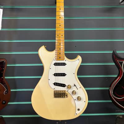 Westone Concord III Pearl White 1983 Electric Guitar image 2