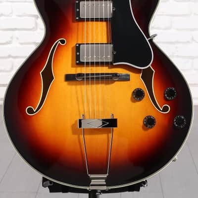 Eastman Guitars AR372CE Archtop Hollowbody Electric Guitar - Sunburst (AR372CESBd1) image 5