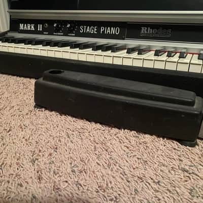 Rhodes Mark II Stage 73-Key Electric Piano 1980 - 1983 - Black Flat Top image 4