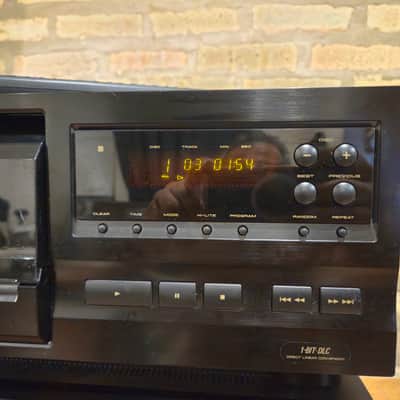 PIONEER  VSX-D466U receiver/PD-F507 25 cd changer  1997 w remote -refurbished image 7