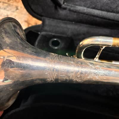 Bach BTR411S Advanced Bb Silver Trumpet w Case image 2
