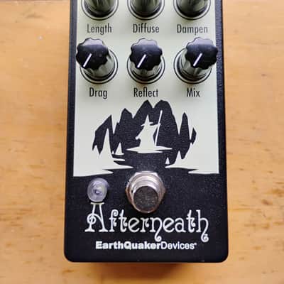 EarthQuaker Devices Afterneath Otherworldly Reverberation Machine